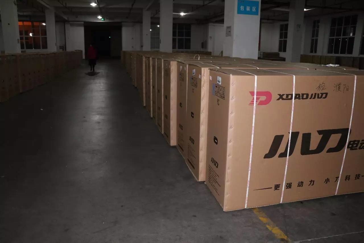 專業(yè)生產(chǎn)PVC護套、銅排、鋁排、新能源電池銅/鋁軟連接-人禾電子